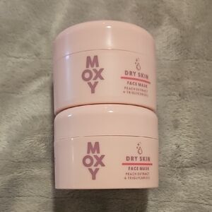 Moxy Pink Face Mask for Dry Skin